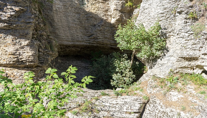 Фото Провал пещеры Трехглазка
